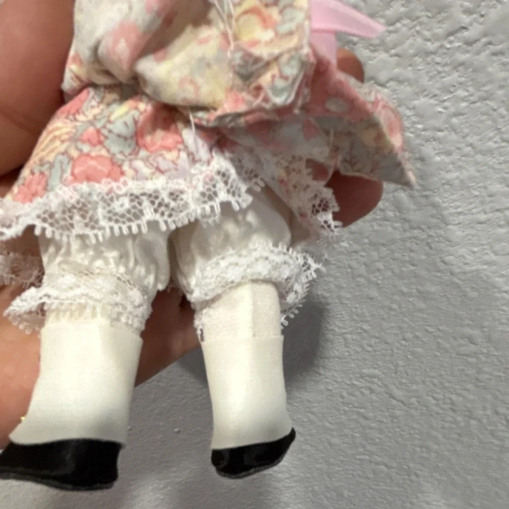 Madame Alexander Wendy 8